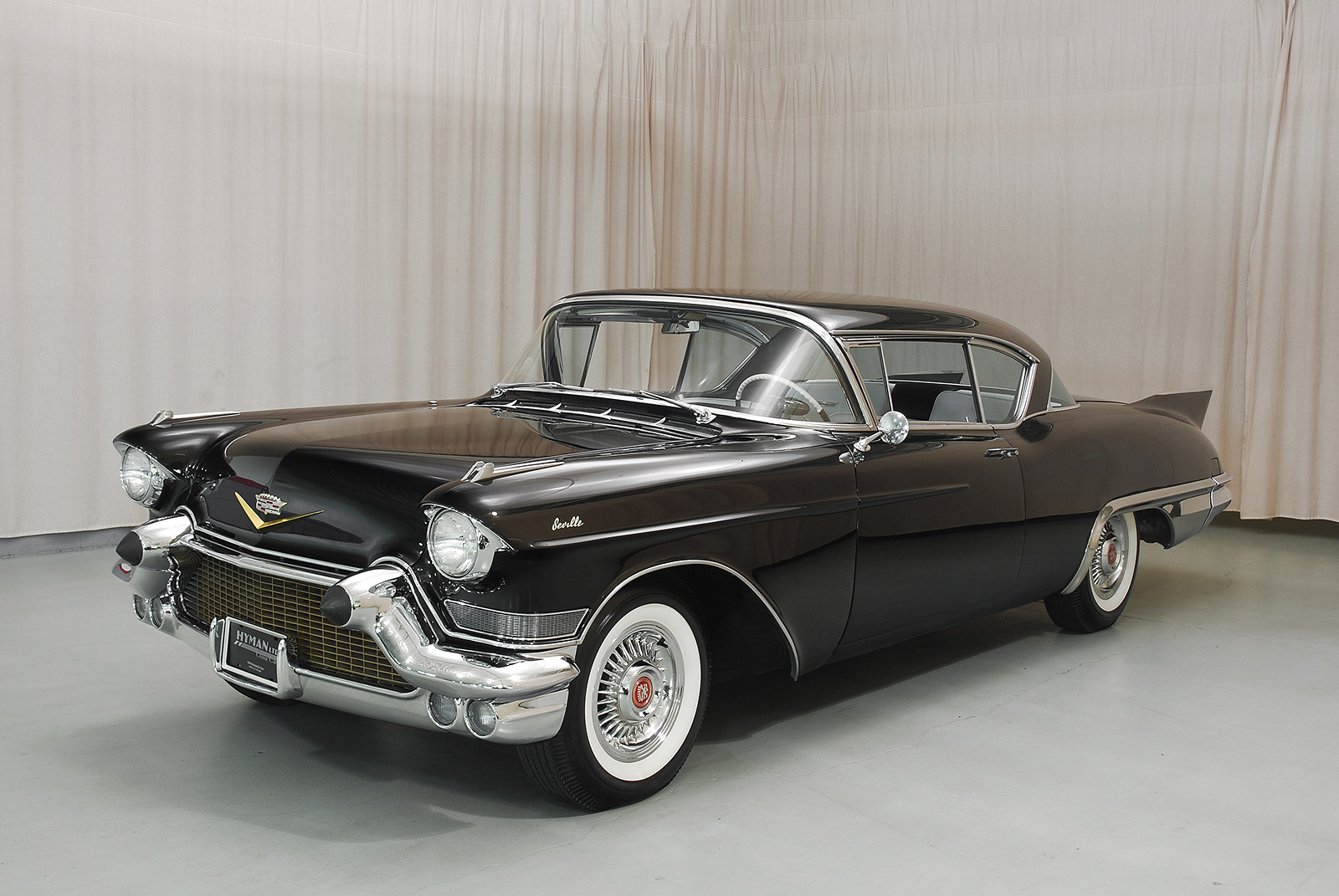 1957 CADILLAC ELDOLADO HARD ROCK CAFE